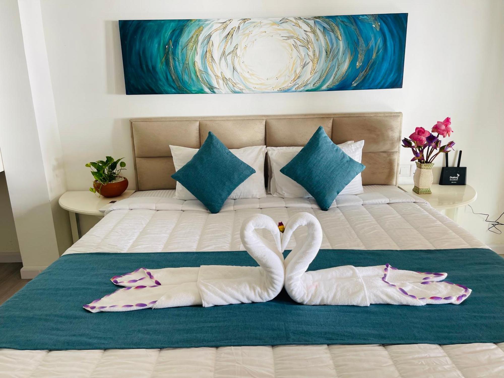 Blue Maalu Resort Ambalangoda  Bagian luar foto
