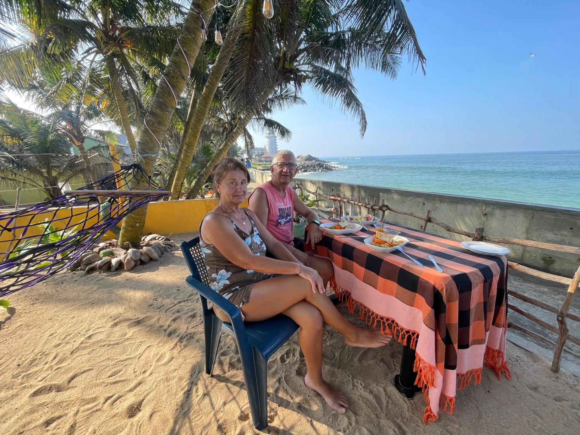 Blue Maalu Resort Ambalangoda  Bagian luar foto